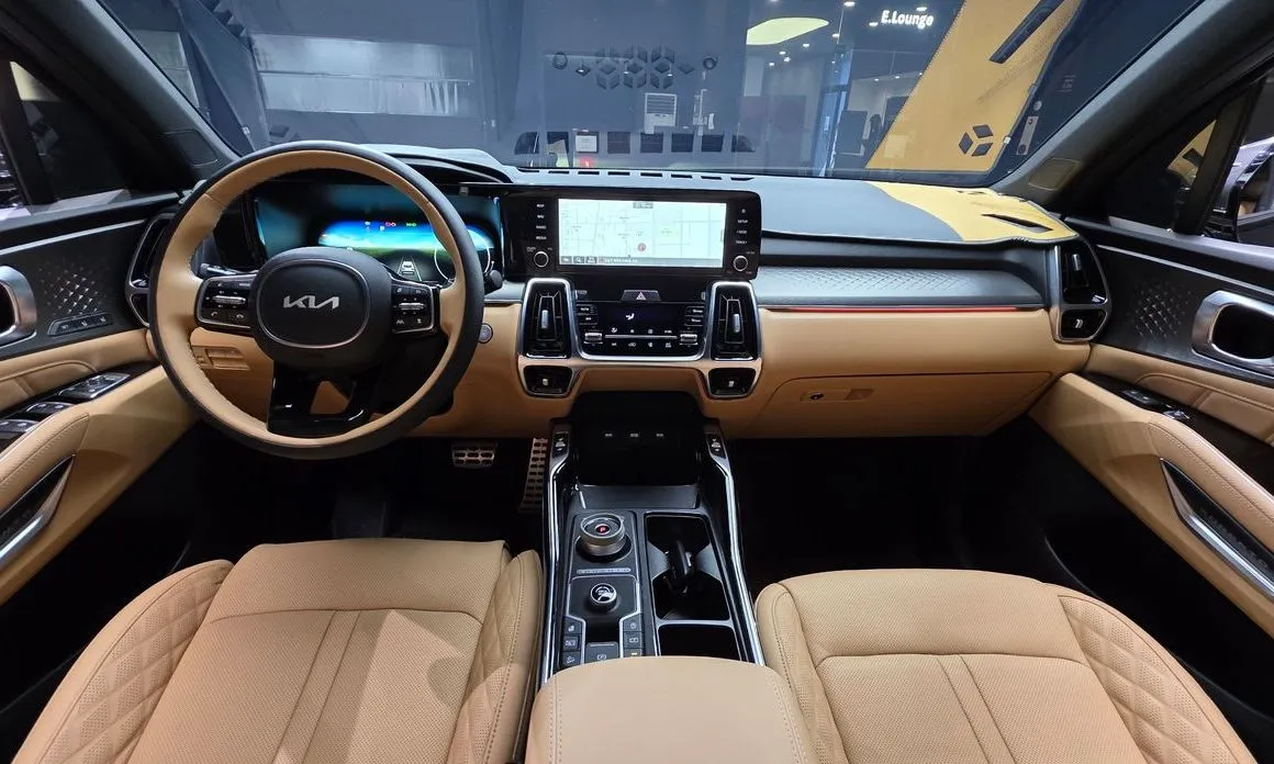 Kia Sorento — фото 9