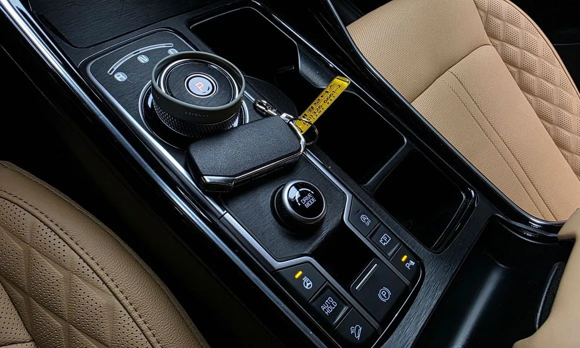 Kia Sorento — фото 10