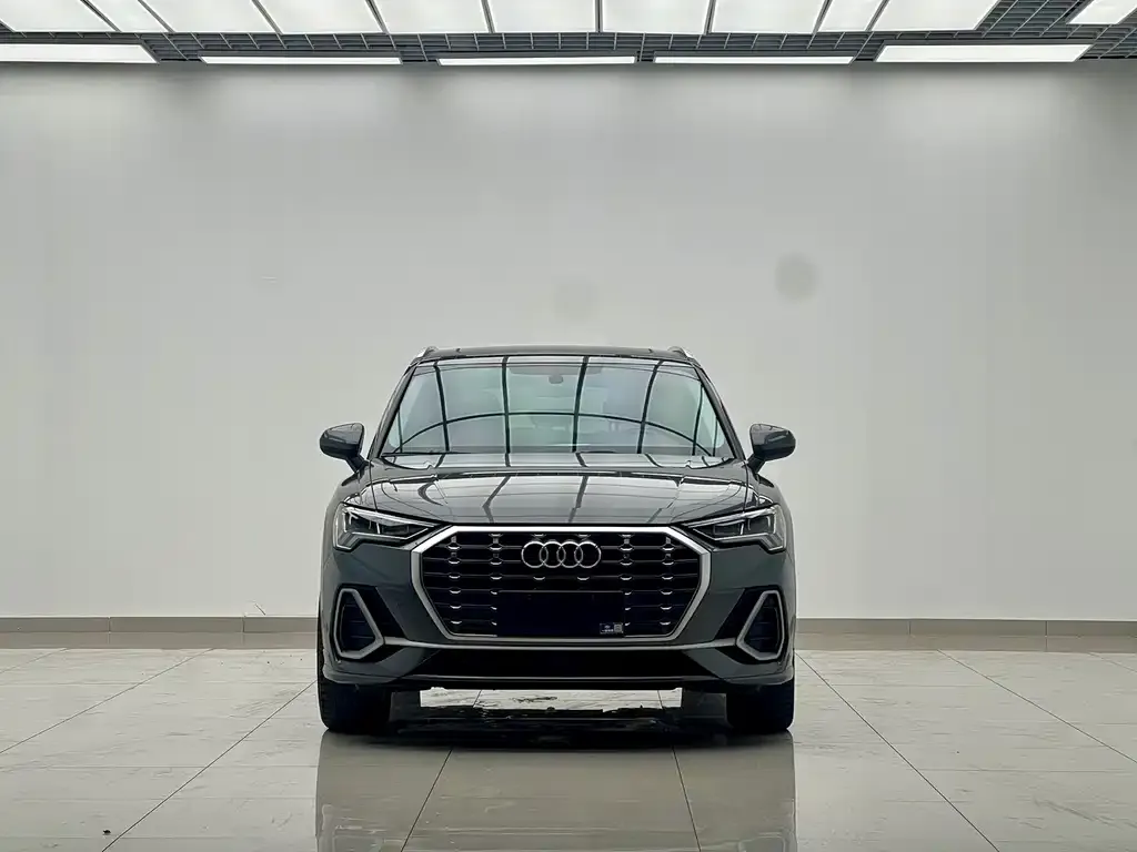 Audi Q3 — фото 2