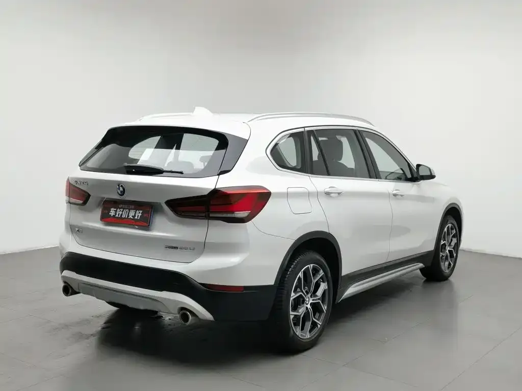 BMW X1 — фото 2