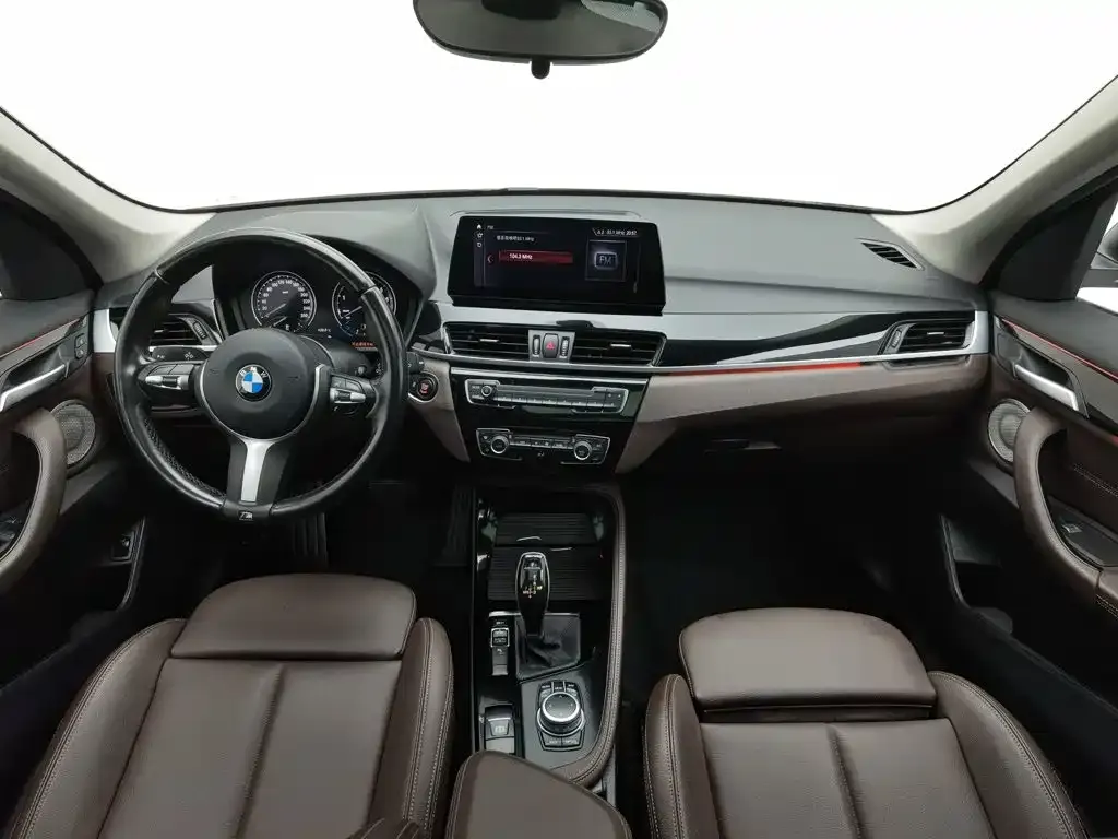 BMW X1 — фото 10