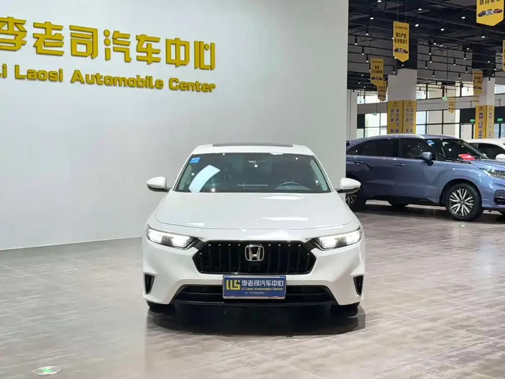 Honda Inspire — фото 6