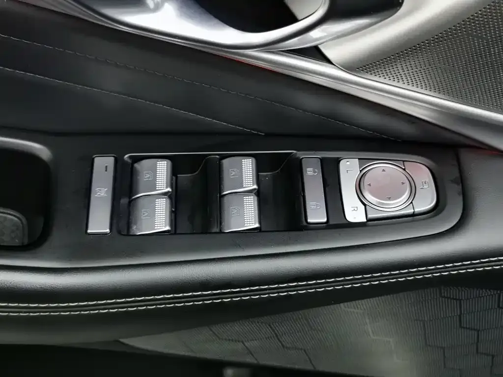 GAC Motor Trumpchi GS8 — фото 4