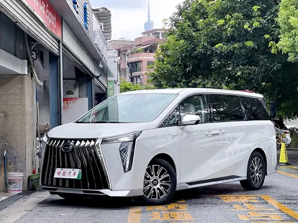 GAC Motor Trumpchi E9 — фото 1