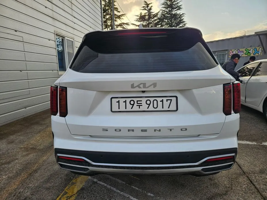 Kia Sorento — фото 8