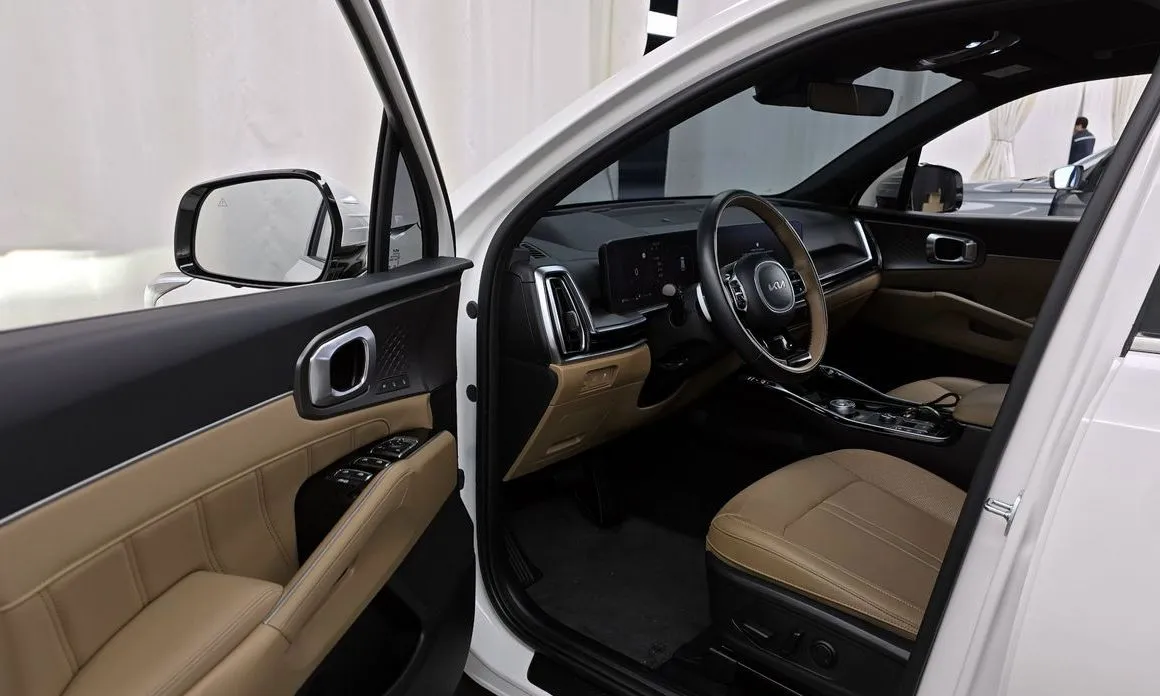Kia Sorento — фото 3