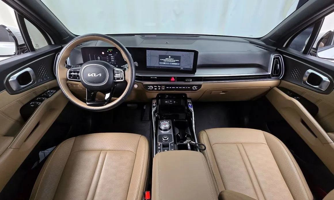Kia Sorento — фото 9
