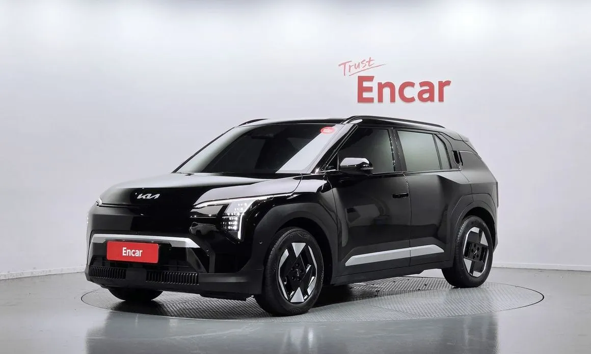 Kia EV3 — фото 1