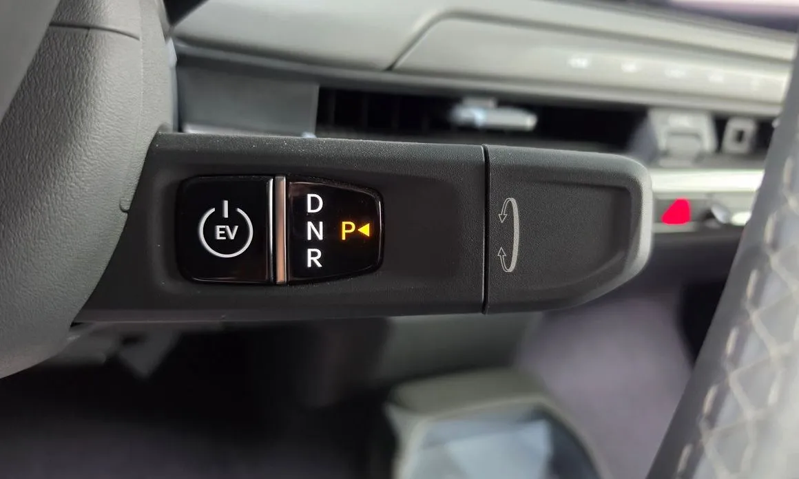 Kia EV3 — фото 6