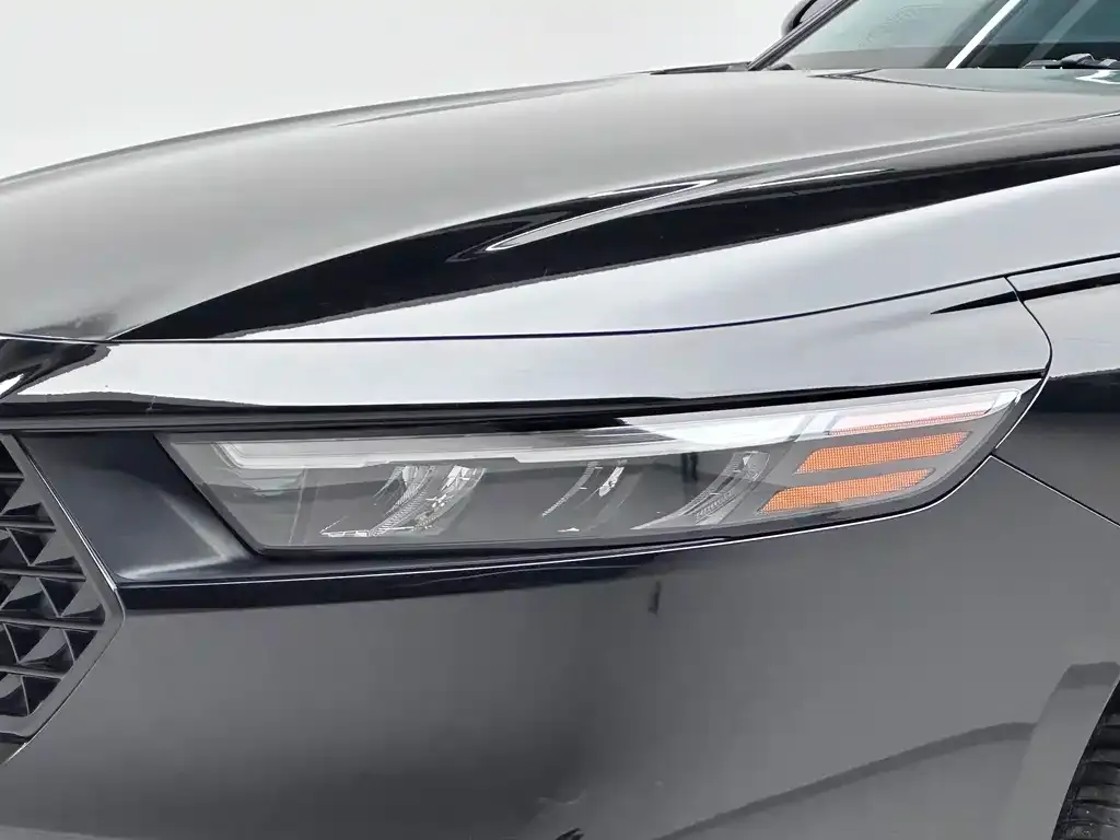 Honda Accord — фото 7