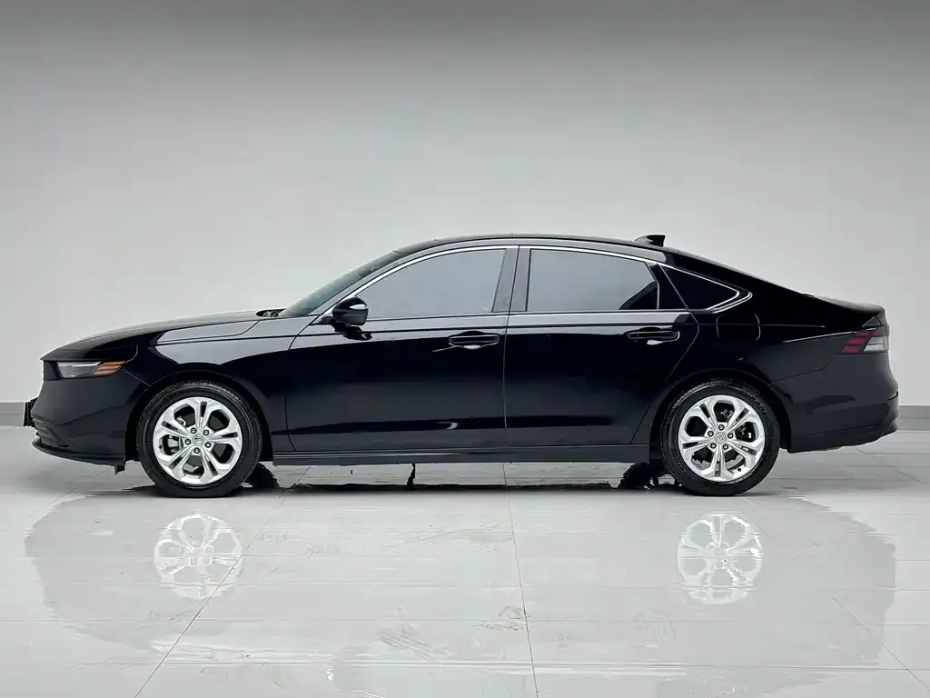 Honda Accord — фото 6