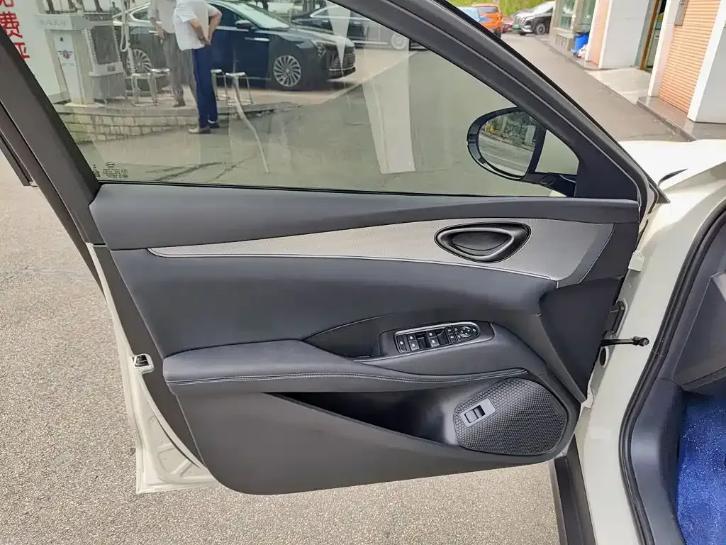 BYD Seal 06 DM-i Touring Edition — фото 6