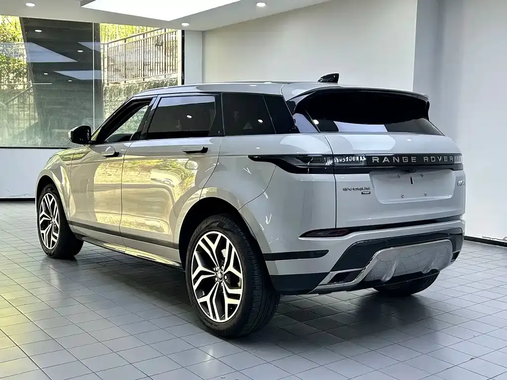 Land Rover Evoque — фото 7