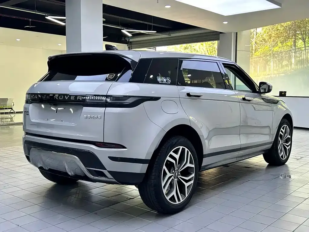 Land Rover Evoque — фото 6