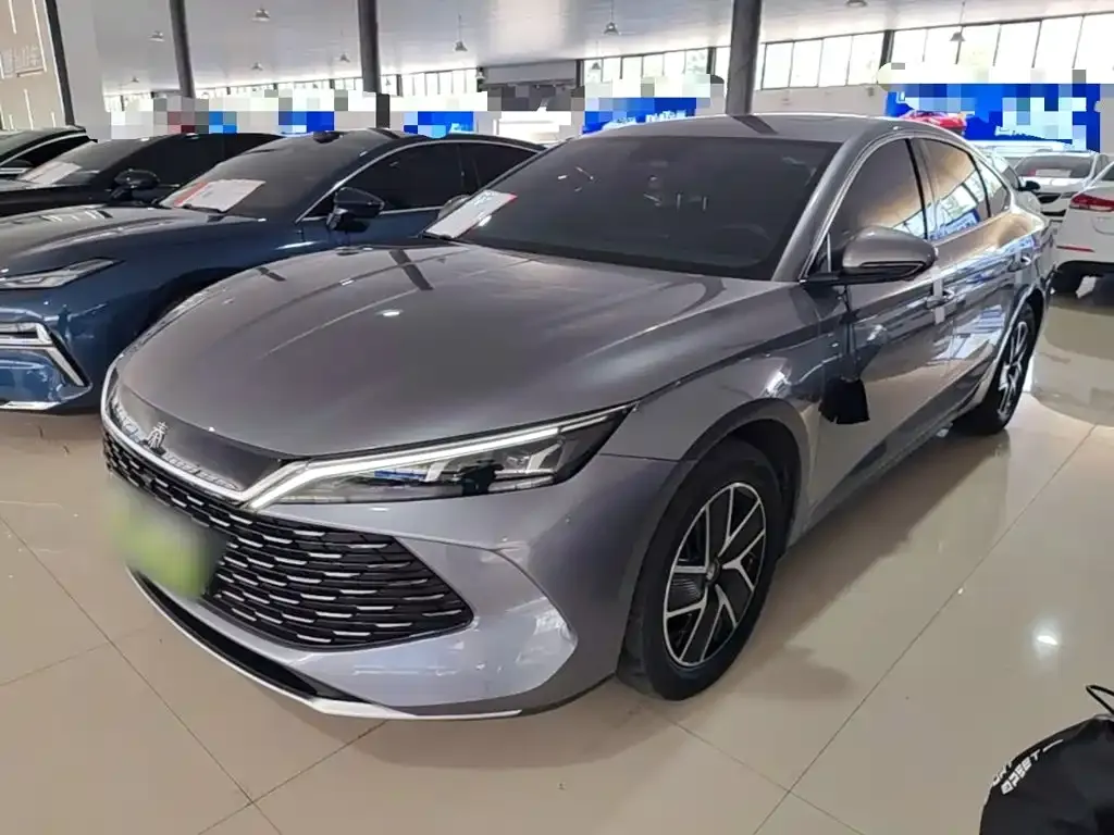 BYD Qin L — фото 1