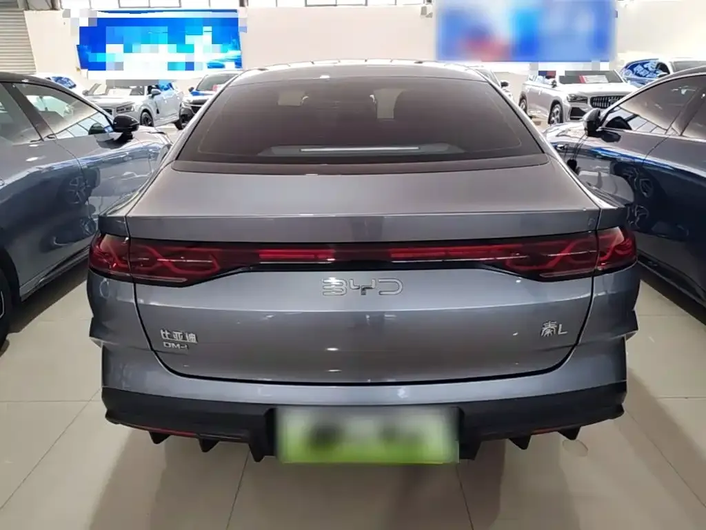 BYD Qin L — фото 6