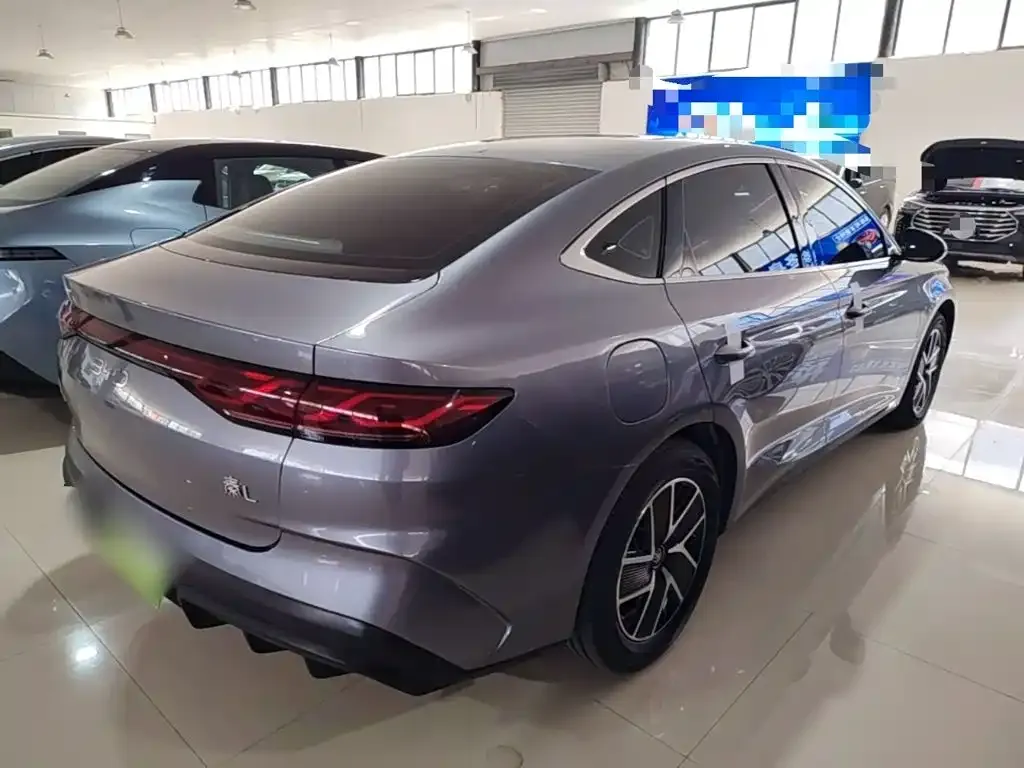 BYD Qin L — фото 5