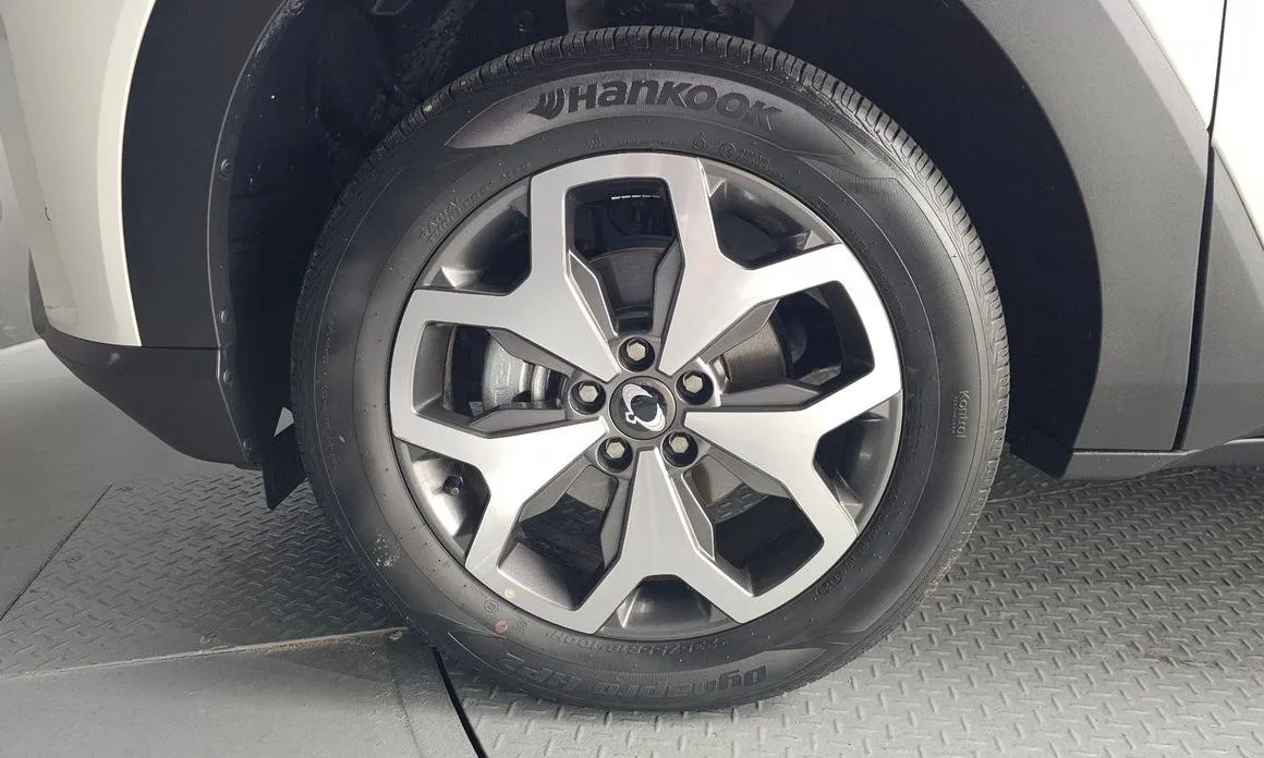 KG Mobility (Ssangyong) Torres — фото 10