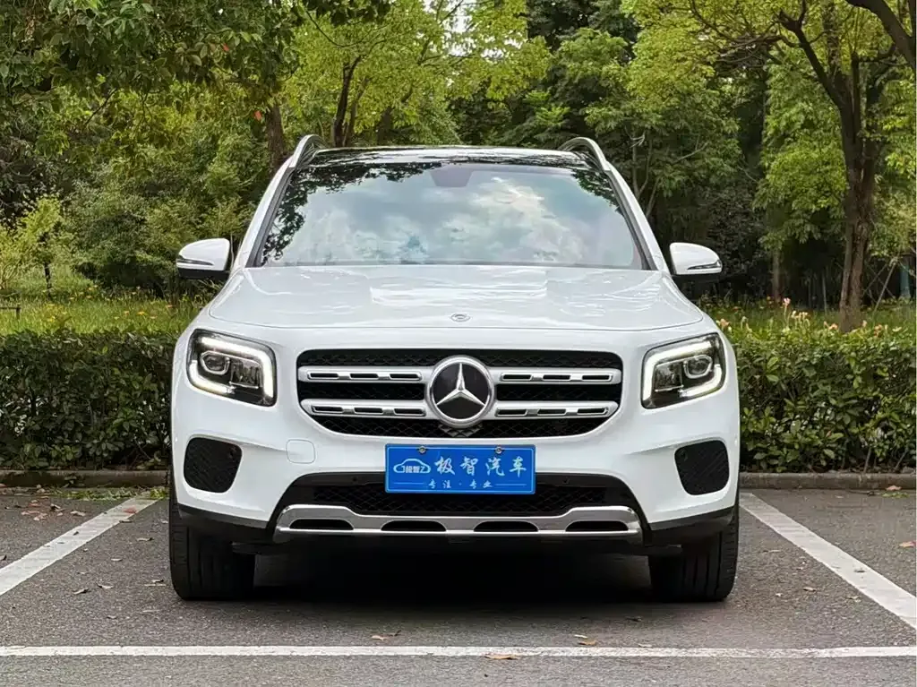 Mercedes-Benz GLB — фото 4