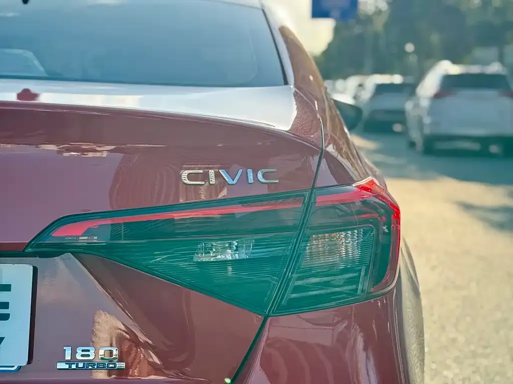 Honda Civic — фото 8