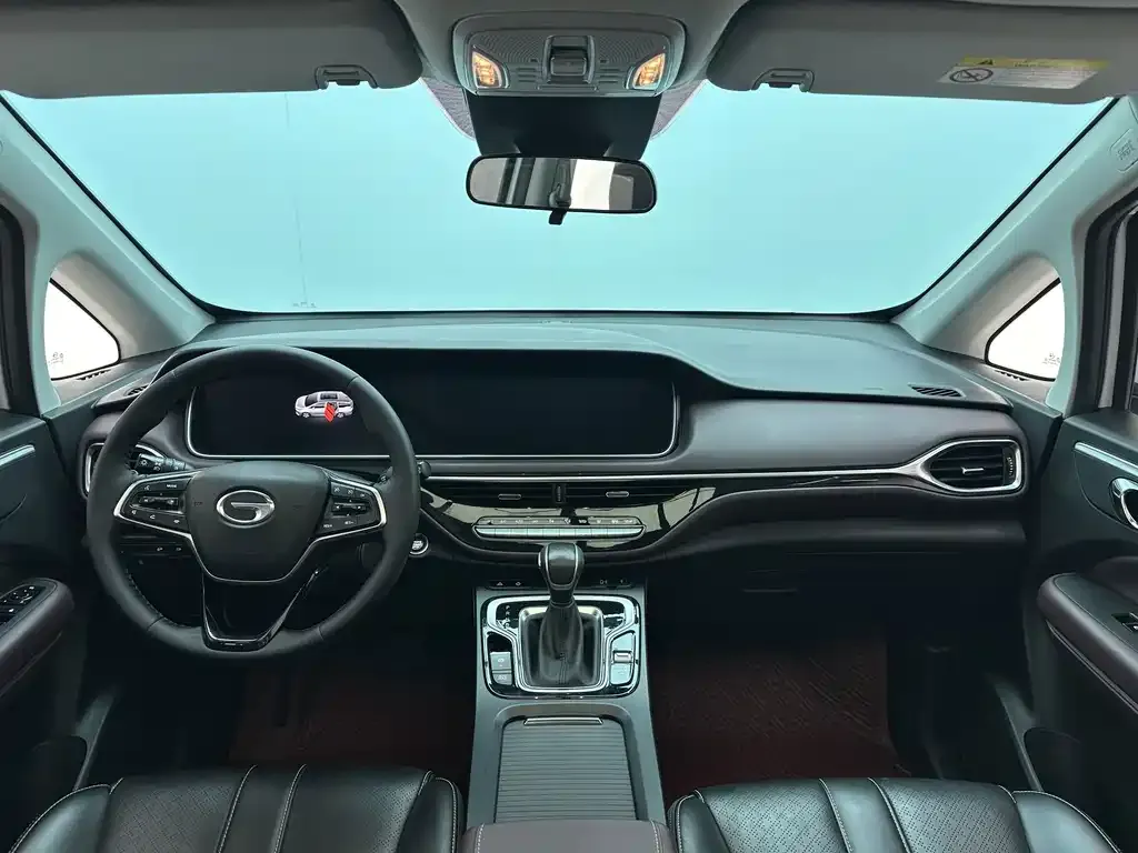 GAC Motor Trumpchi M6 — фото 9