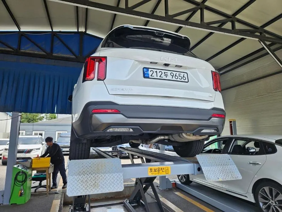 Kia Sorento — фото 3