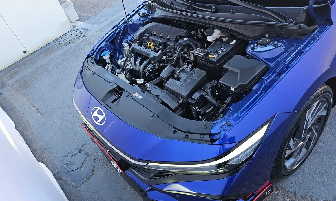 Hyundai AVANTE — фото 10