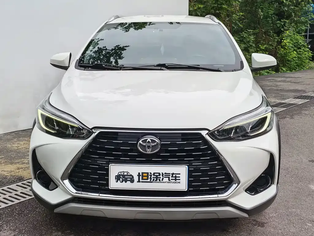 Toyota Yaris L — фото 6