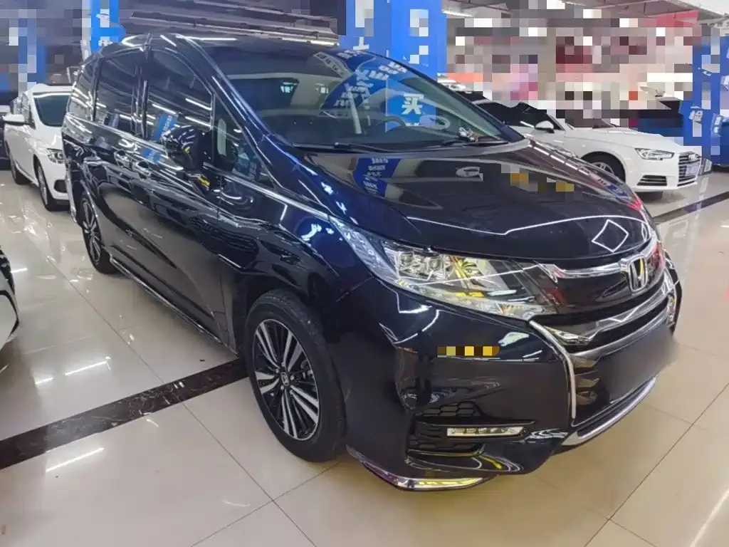 Honda Odyssey — фото 10