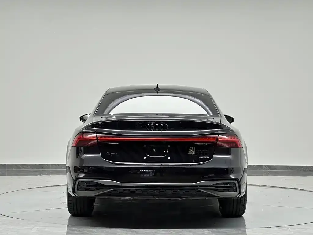 Audi A7L — фото 3