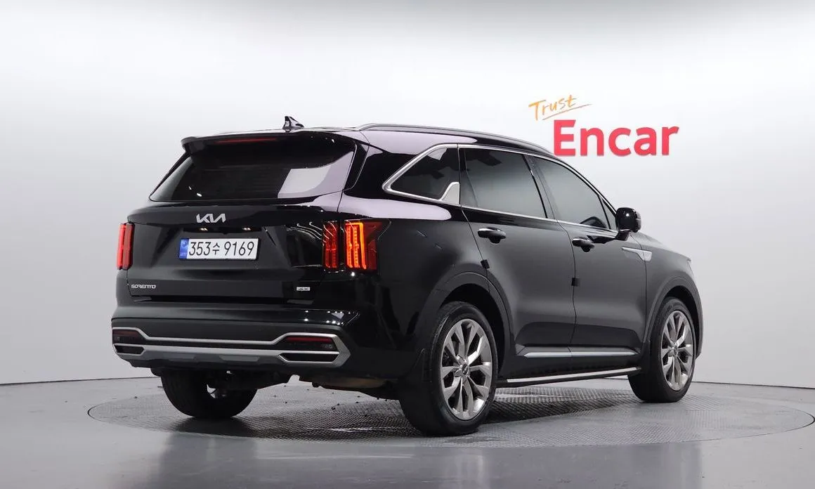 Kia Sorento — фото 5