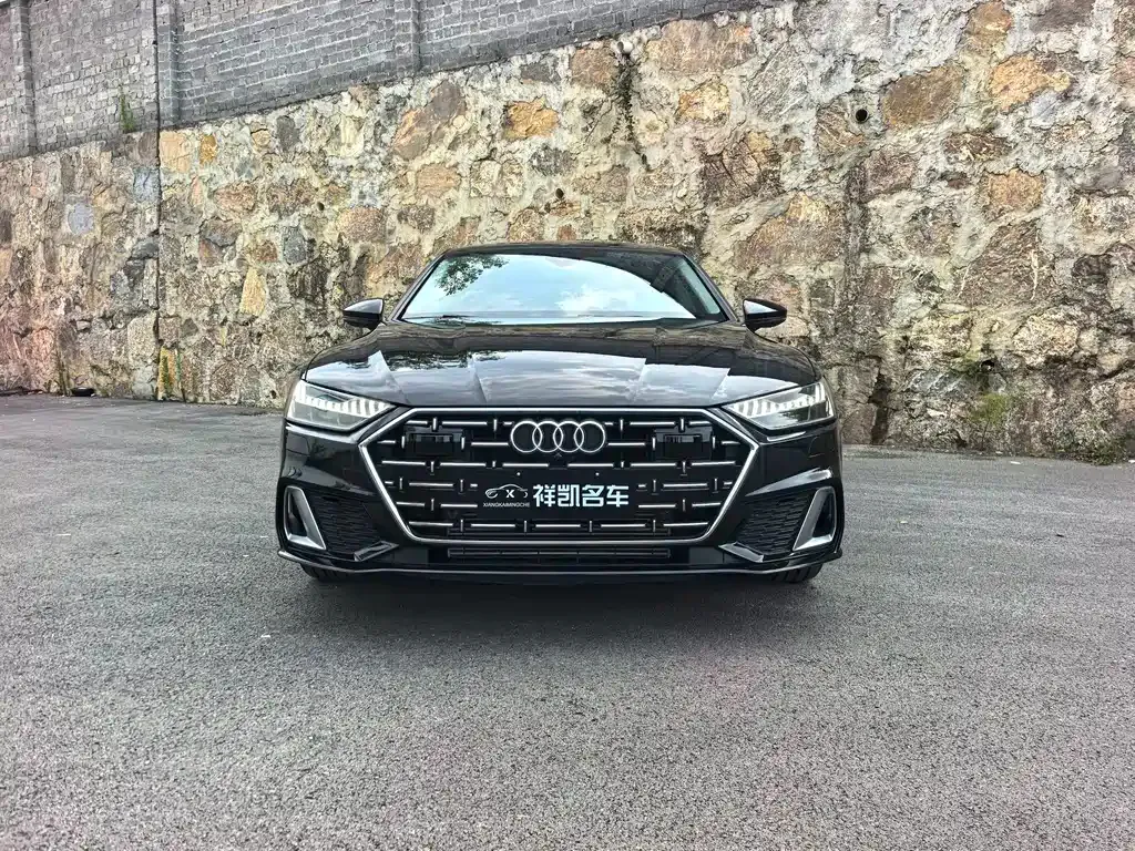 Audi A7L — фото 9
