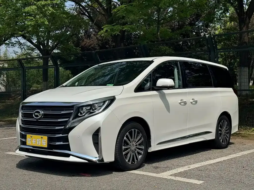 GAC Motor Trumpchi M8 — фото 1