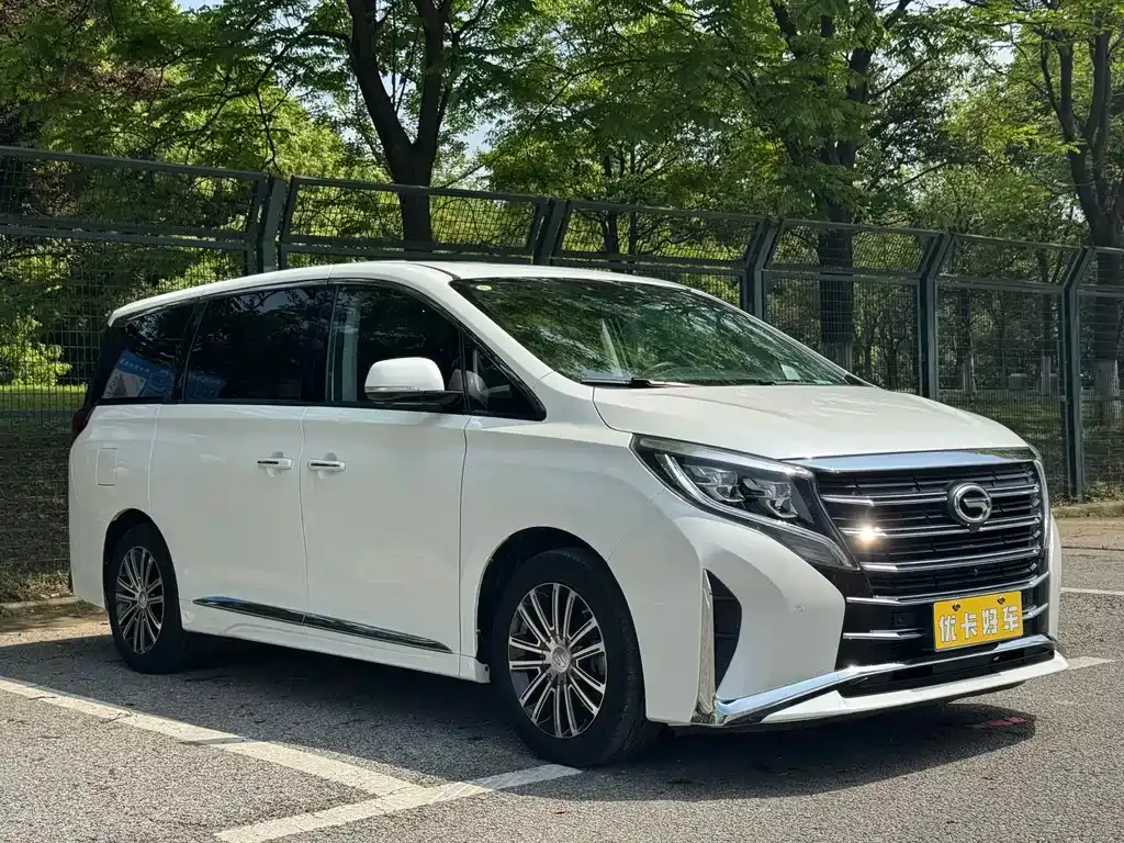 GAC Motor Trumpchi M8 — фото 10