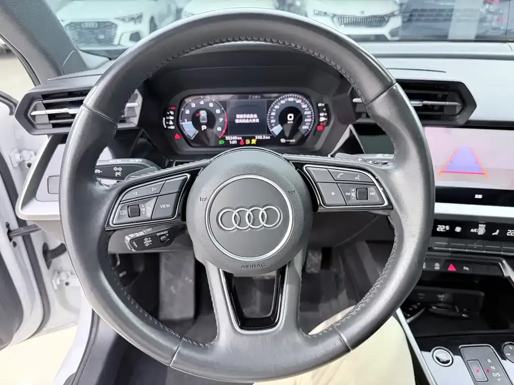 Audi A3 — фото 10