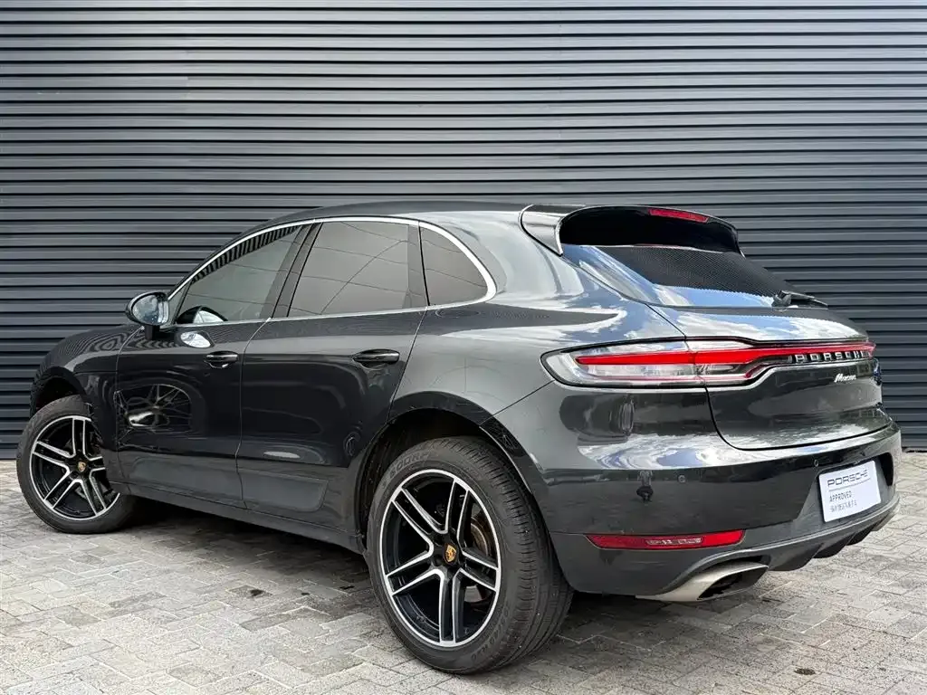 Porsche Macan — фото 10