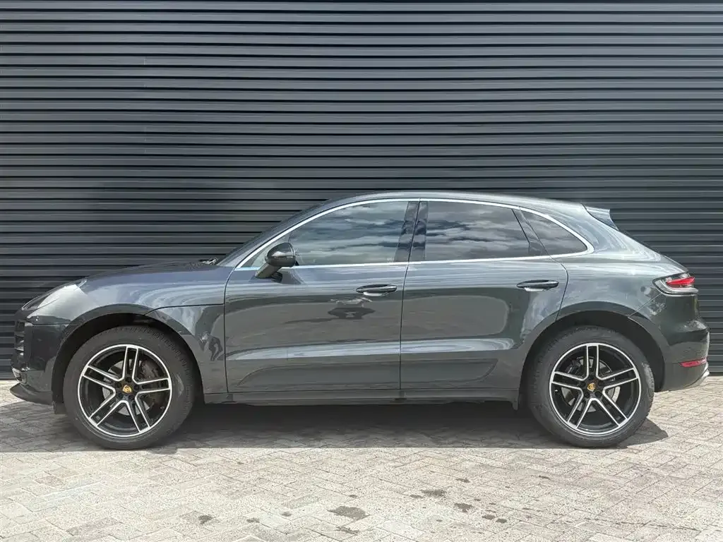 Porsche Macan — фото 9