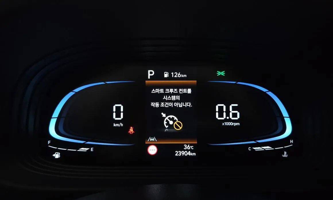 Hyundai Venue — фото 2