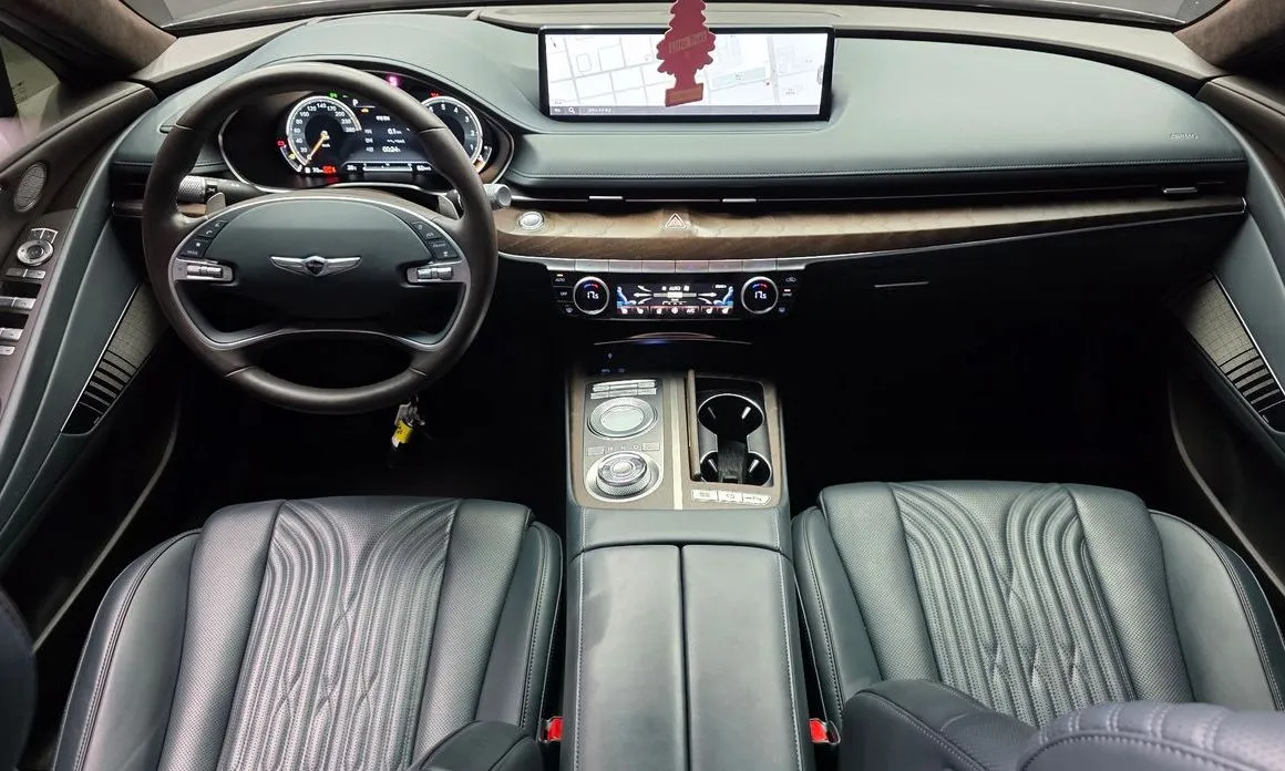 Genesis G80 — фото 10