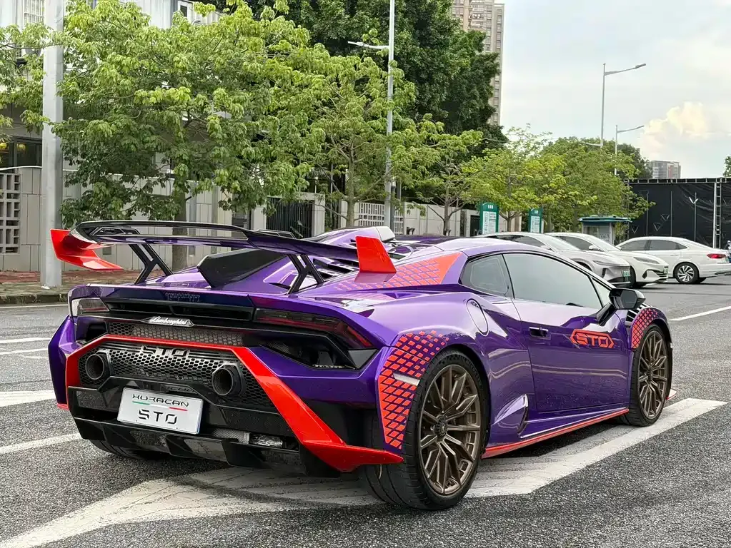 Lamborghini Huracan — фото 9