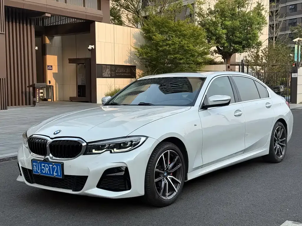 BMW 3 Series — фото 1