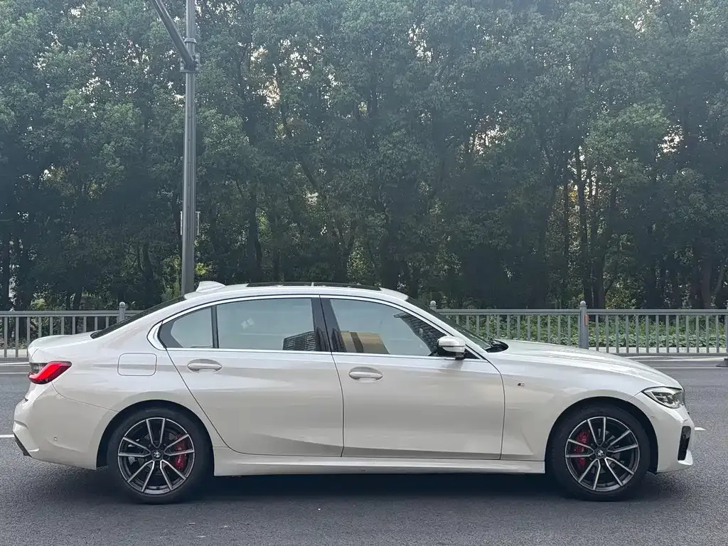 BMW 3 Series — фото 10