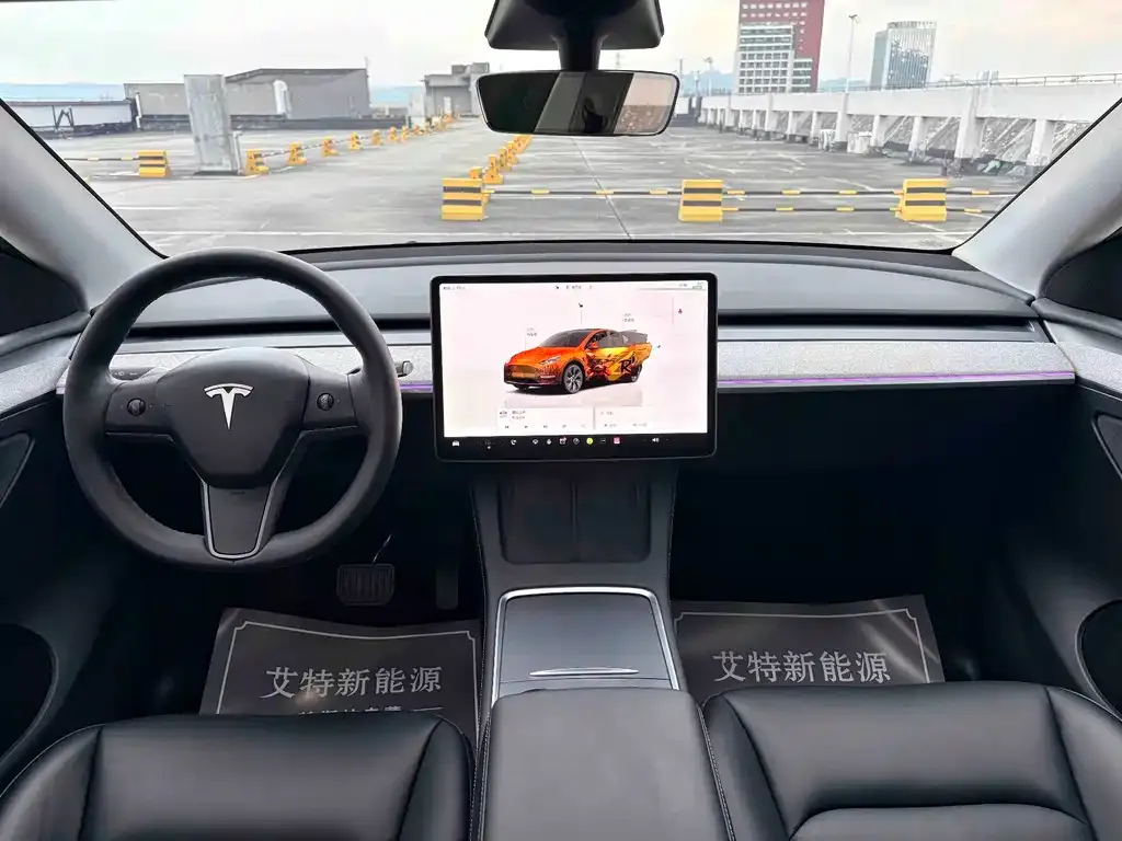 Tesla Model Y — фото 6