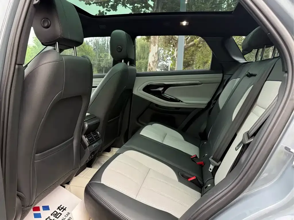 Land Rover Evoque — фото 2