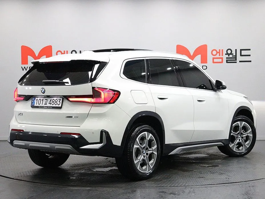 BMW X1 — фото 7