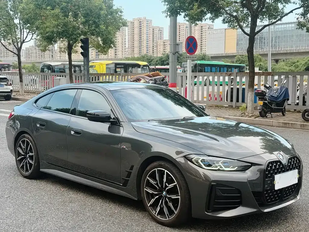 BMW 4 Series — фото 1