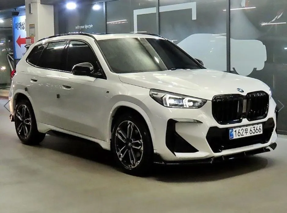 BMW X1 — фото 1