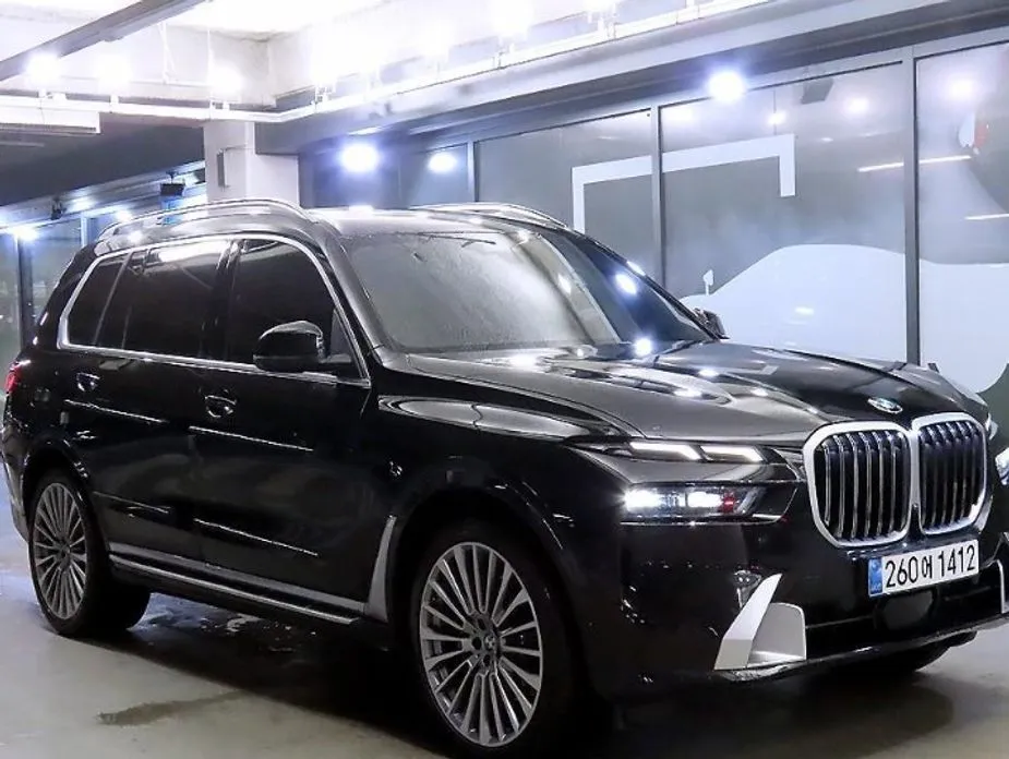 BMW X7 — фото 1