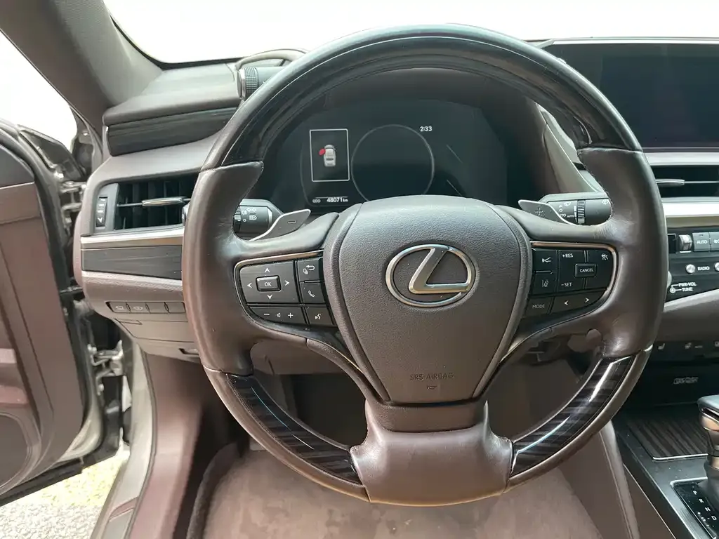 Lexus ES — фото 3