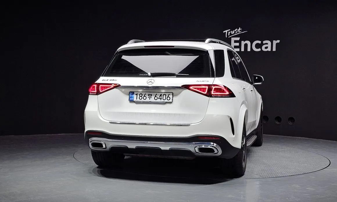 Mercedes-Benz GLE-Class — фото 4